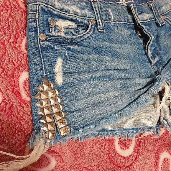 7 All of Mankind Denim Shorts - Picture 6 of 6